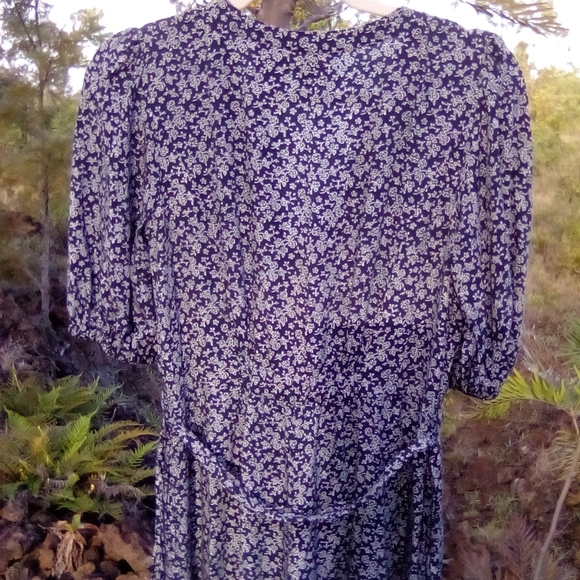 Floral Jumpsuit X Small - Picture 6 of 9